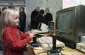 Ein Fall für die kleinen Besucher: Spieletechnik aus dem Jahr 1984.